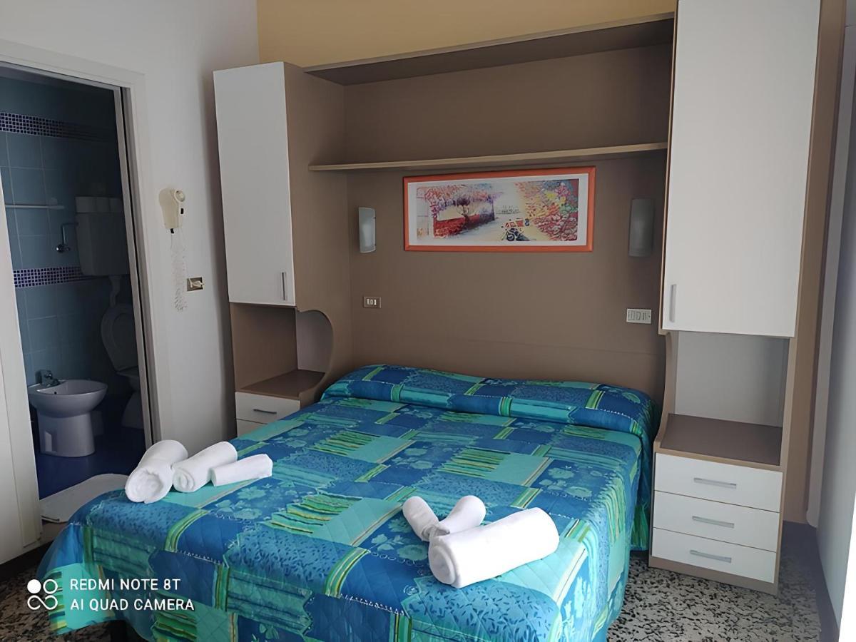 B&B Hotel Villa Nora Белларія-Іджеа-Марина Екстер'єр фото